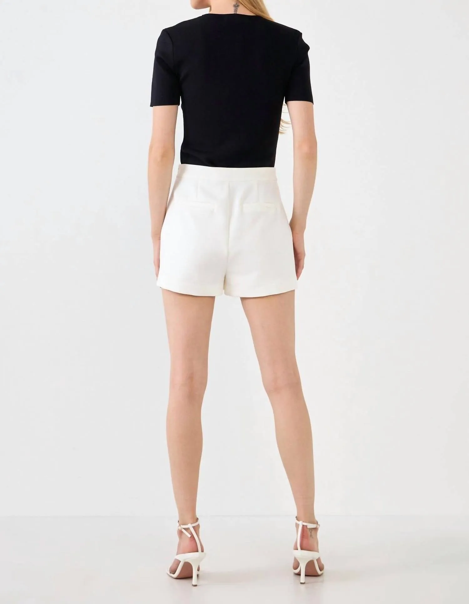 2.7 August Apparel - The Brentley Detail Skorts