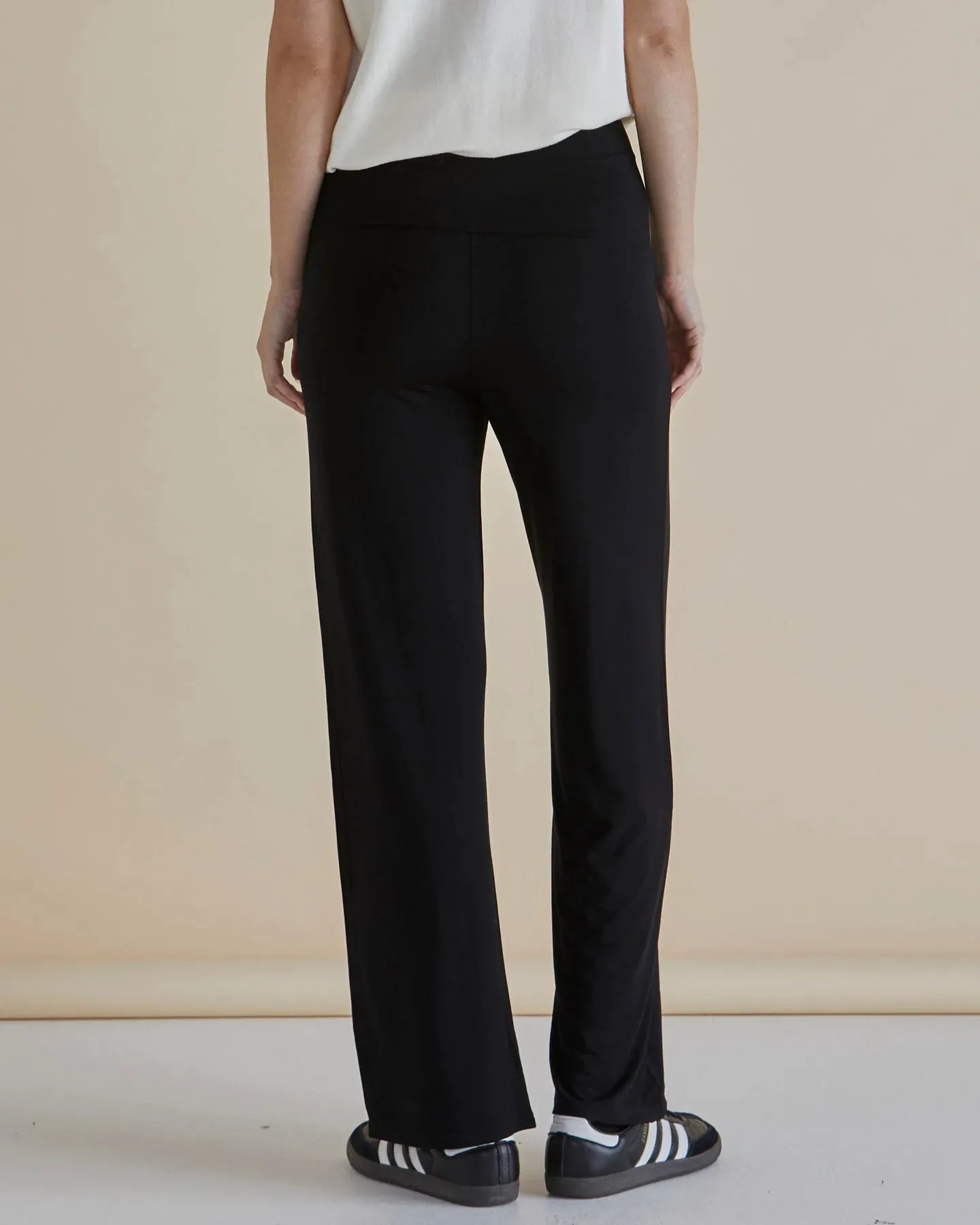 Betty Basic Houston Bamboo Relaxed Pant - Black